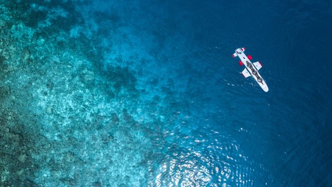 Đến Maldives ngồi tàu ngầm ngắm san hô - Ảnh 2. Đến Maldives ngồi tàu ngầm ngắm san hô - Ảnh 2.