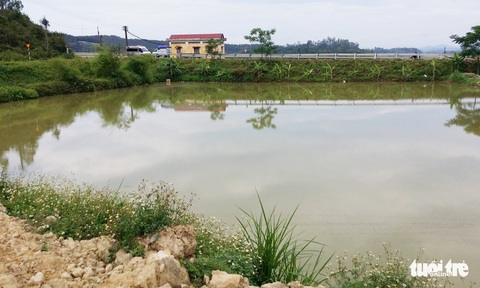 Tắm ao, hai anh em họ chết đuối thương tâm - Ảnh 1. Tắm ao, hai anh em họ chết đuối thương tâm - Ảnh 1.