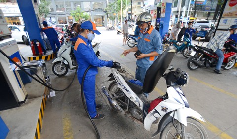 Giá dầu đe dọa lạm phát - Ảnh 1. Giá dầu đe dọa lạm phát - Ảnh 1.
