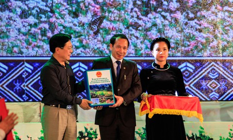 14 tỉnh tham gia Liên hoan hát then, đàn tính tại Hà Giang - Ảnh 2. 14 tỉnh tham gia Liên hoan hát then, đàn tính tại Hà Giang - Ảnh 2.