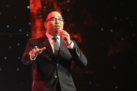 Lộn Xộn Band chiến thắng với Hmmm ở Sing my song mùa 2 - Ảnh 9. Lộn Xộn Band chiến thắng với Hmmm ở Sing my song mùa 2 - Ảnh 9.