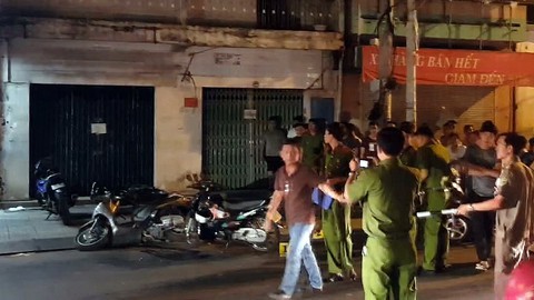 Công an làm việc với người nghi vấn liên quan vụ đâm chết 2 hiệp sĩ - Ảnh 1. Công an làm việc với người nghi vấn liên quan vụ đâm chết 2 hiệp sĩ - Ảnh 1.
