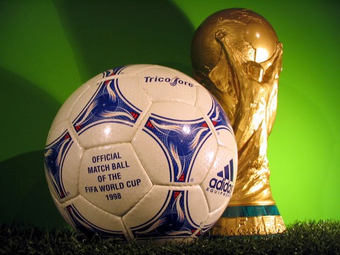 Quả bóng Telstar 18 tại World Cup 2018 ra sao? - Ảnh 9. Quả bóng Telstar 18 tại World Cup 2018 ra sao? - Ảnh 9.