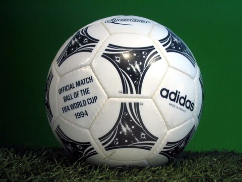 Quả bóng Telstar 18 tại World Cup 2018 ra sao? - Ảnh 10. Quả bóng Telstar 18 tại World Cup 2018 ra sao? - Ảnh 10.