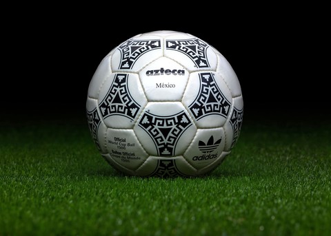 Quả bóng Telstar 18 tại World Cup 2018 ra sao? - Ảnh 11. Quả bóng Telstar 18 tại World Cup 2018 ra sao? - Ảnh 11.