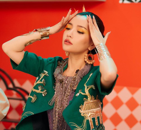 Bích Phương: bỗng một ngày nổi loạn thì chắc sẽ thú vị đấy - Ảnh 3. Bích Phương: bỗng một ngày nổi loạn thì chắc sẽ thú vị đấy - Ảnh 3.