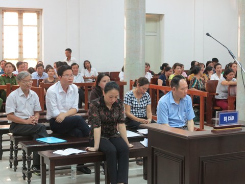 Đề nghị 12-14 năm tù cho cựu phó giám đốc Sở NN-PTNT Hà Nội - Ảnh 1. Đề nghị 12-14 năm tù cho cựu phó giám đốc Sở NN-PTNT Hà Nội - Ảnh 1.
