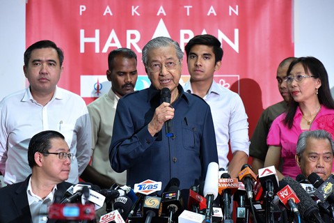 Thủ tướng 92 tuổi của Malaysia sẽ sớm lui về hậu trường - Ảnh 2. Thủ tướng 92 tuổi của Malaysia sẽ sớm lui về hậu trường - Ảnh 2.
