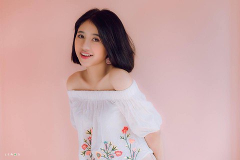 Nàng Cỏ và bộ ảnh thanh xuân Những năm tháng ấy - Ảnh 7. Nàng Cỏ và bộ ảnh thanh xuân Những năm tháng ấy - Ảnh 7.