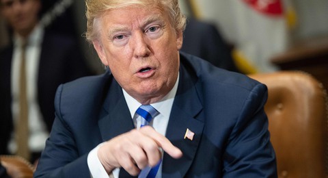 Ông Trump giận dữ đòi tìm cho ra những ‘kẻ phản bội’ làm lộ mật - Ảnh 1. Ông Trump giận dữ đòi tìm cho ra những ‘kẻ phản bội’ làm lộ mật - Ảnh 1.