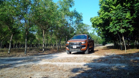 Đánh giá xe Ranger Wildtrak: Bán tải dạo phố, ổn không? - Ảnh 1. Đánh giá xe Ranger Wildtrak: Bán tải dạo phố, ổn không? - Ảnh 1.