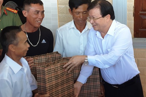 Sự cố môi trường biển do Formosa để lại dư âm rất nặng nề - Ảnh 1. Sự cố môi trường biển do Formosa để lại dư âm rất nặng nề - Ảnh 1.