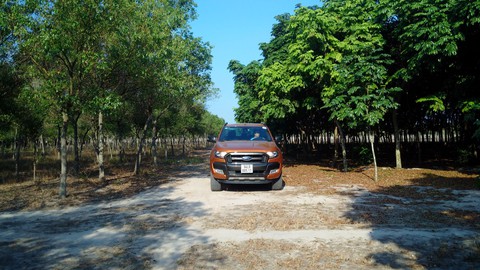 Đánh giá xe Ranger Wildtrak: Bán tải dạo phố, ổn không? - Ảnh 3. Đánh giá xe Ranger Wildtrak: Bán tải dạo phố, ổn không? - Ảnh 3.
