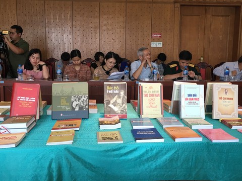 Trăn trở việc một số người mất niềm tin vào lý tưởng cách mạng - Ảnh 2. Trăn trở việc một số người mất niềm tin vào lý tưởng cách mạng - Ảnh 2.
