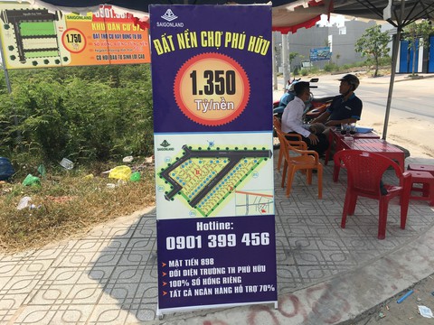 Chỗ nào đất sốt, ngân hàng càng cho vay tỉ lệ thấp - Ảnh 1. Chỗ nào đất sốt, ngân hàng càng cho vay tỉ lệ thấp - Ảnh 1.