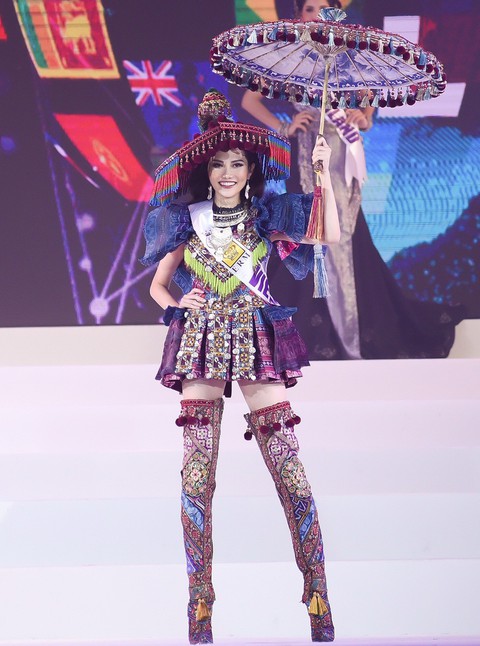 Diệu Linh nhận danh hiệu Người đẹp Du lịch Toàn cầu 2018 - Ảnh 2. Diệu Linh nhận danh hiệu Người đẹp Du lịch Toàn cầu 2018 - Ảnh 2.