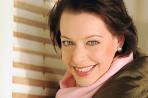 Giọng ca soprano người Thụy Điển Nina Stemme đoạt giải “Nobel nhạc cổ điển” - Ảnh 1. Giọng ca soprano người Thụy Điển Nina Stemme đoạt giải “Nobel nhạc cổ điển” - Ảnh 1.