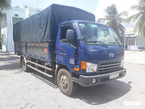 Ngân sách An Giang sẽ bội thu nếu bán đấu giá hàng lậu - Ảnh 1. Ngân sách An Giang sẽ bội thu nếu bán đấu giá hàng lậu - Ảnh 1.