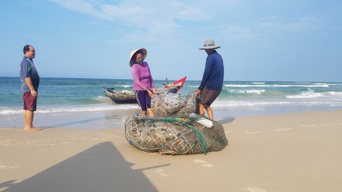 Bộ Y tế khẳng định thủy hải sản đã an toàn sau sự cố Formosa - Ảnh 3. Bộ Y tế khẳng định thủy hải sản đã an toàn sau sự cố Formosa - Ảnh 3.