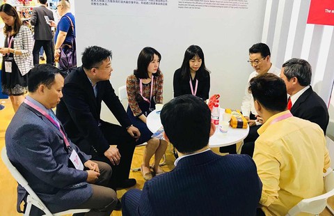 Mê Trang ký kết thỏa thuận hợp tác chiến lược với Bailian Youan - Ảnh 1. Mê Trang ký kết thỏa thuận hợp tác chiến lược với Bailian Youan - Ảnh 1.