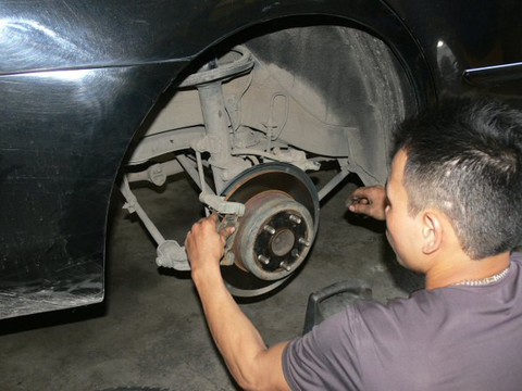 Kinh nghiệm bảo dưỡng ô tô mùa nắng nóng - Ảnh 3. Kinh nghiệm bảo dưỡng ô tô mùa nắng nóng - Ảnh 3.