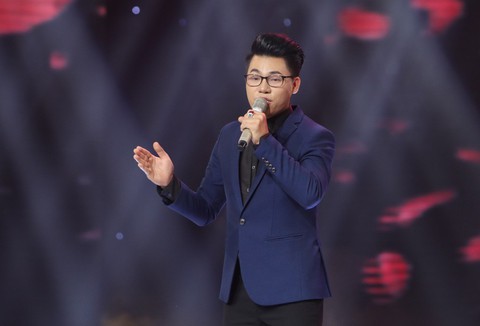 Tiến sĩ triết học - học trò Ngọc Sơn đăng quang Thần tượng bolero - Ảnh 3. Tiến sĩ triết học - học trò Ngọc Sơn đăng quang Thần tượng bolero - Ảnh 3.