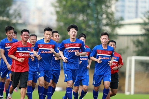 Lương 3,6 triệu đồng/tháng, tuyển thủ quốc gia không đủ sống - Ảnh 1. Lương 3,6 triệu đồng/tháng, tuyển thủ quốc gia không đủ sống - Ảnh 1.