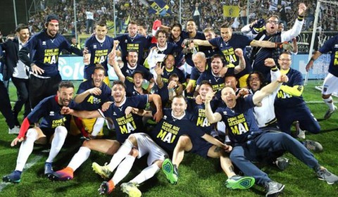 Ba mùa thăng ba hạng, Parma trở lại Serie A - Ảnh 1. Ba mùa thăng ba hạng, Parma trở lại Serie A - Ảnh 1.