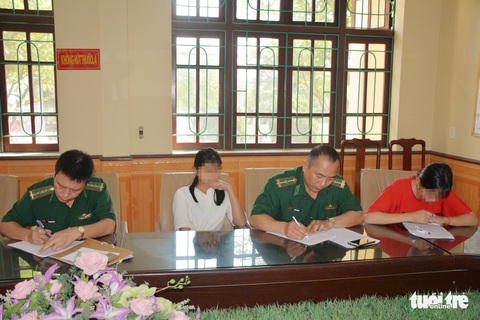 2 nữ sinh thoát nạn buôn người ở Trung Quốc nhờ Facebook - Ảnh 1. 2 nữ sinh thoát nạn buôn người ở Trung Quốc nhờ Facebook - Ảnh 1.