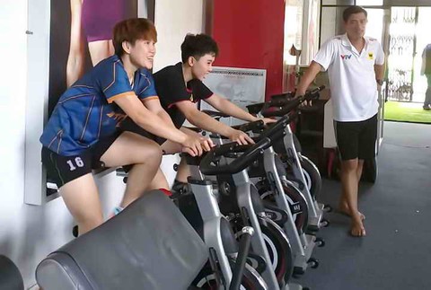 Chuyện đời thường của “chân dài” bóng chuyền - Ảnh 10. Chuyện đời thường của “chân dài” bóng chuyền - Ảnh 10.
