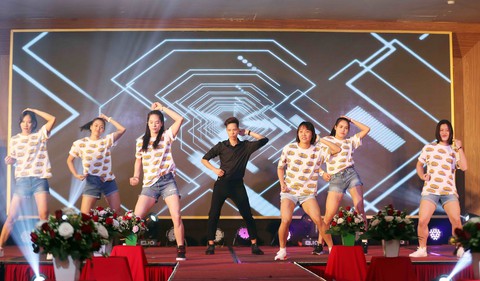 Chuyện đời thường của “chân dài” bóng chuyền - Ảnh 16. Chuyện đời thường của “chân dài” bóng chuyền - Ảnh 16.