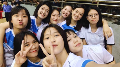 Chuyện đời thường của “chân dài” bóng chuyền - Ảnh 1. Chuyện đời thường của “chân dài” bóng chuyền - Ảnh 1.
