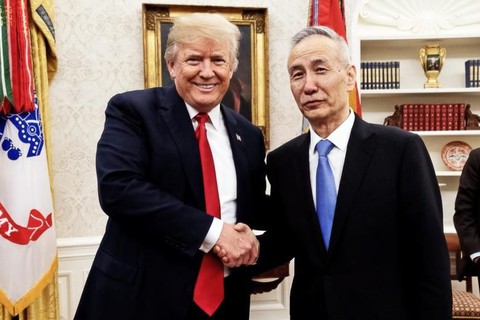 Ông Trump bào chữa sau khi bị chê mềm mỏng với Trung Quốc - Ảnh 1. Ông Trump bào chữa sau khi bị chê mềm mỏng với Trung Quốc - Ảnh 1.
