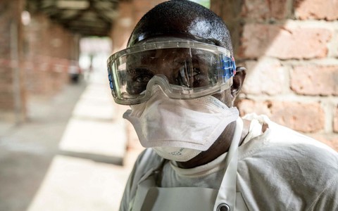 Ebola trở lại Tây Phi lần thứ 9 với 25 người đã thiệt mạng - Ảnh 2. Ebola trở lại Tây Phi lần thứ 9 với 25 người đã thiệt mạng - Ảnh 2.