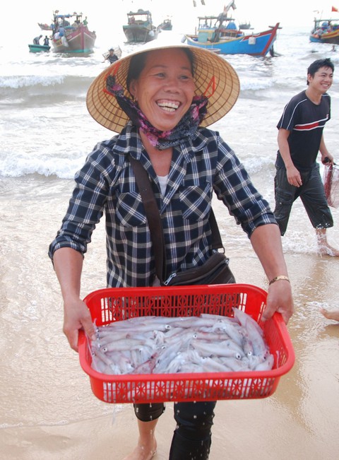Nụ cười hồi sinh từ vùng biển chết - Ảnh 7. Nụ cười hồi sinh từ vùng biển chết - Ảnh 7.