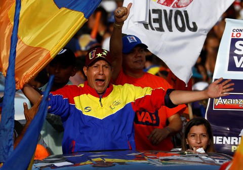Bầu cử Venezuela: Tổng thống đương nhiệm đối đầu 2 ứng viên thân Mỹ - Ảnh 4. Bầu cử Venezuela: Tổng thống đương nhiệm đối đầu 2 ứng viên thân Mỹ - Ảnh 4.