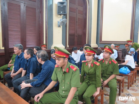 Không chấp nhận băng ghi âm giữa Hứa Thị Phấn và lãnh đạo Phương Trang - Ảnh 1. Không chấp nhận băng ghi âm giữa Hứa Thị Phấn và lãnh đạo Phương Trang - Ảnh 1.