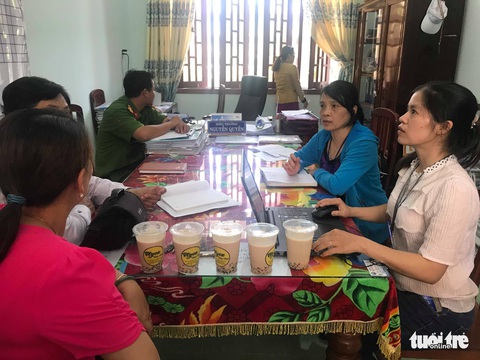 Sau bữa liên hoan trà sữa tại trường, hơn 40 học sinh đi cấp cứu - Ảnh 3. Sau bữa liên hoan trà sữa tại trường, hơn 40 học sinh đi cấp cứu - Ảnh 3.