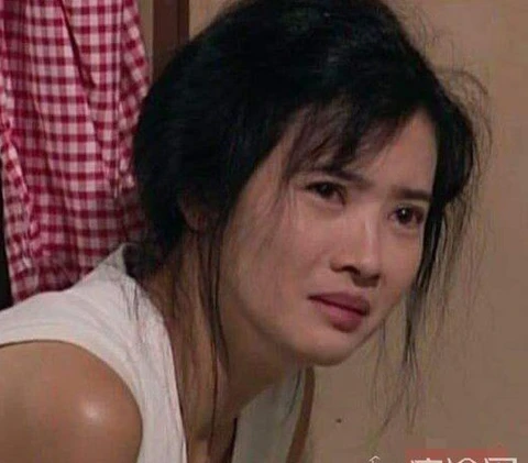 Lừa sao nữ đóng sex với chiếc mặt nạ nghệ thuật - Ảnh 1. Lừa sao nữ đóng sex với chiếc mặt nạ nghệ thuật - Ảnh 1.