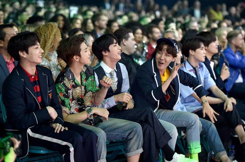Billboard 2018: Vẫn là Ed Sheeran, vẫn là BTS, vẫn là Despacito - Ảnh 13. Billboard 2018: Vẫn là Ed Sheeran, vẫn là BTS, vẫn là Despacito - Ảnh 13.