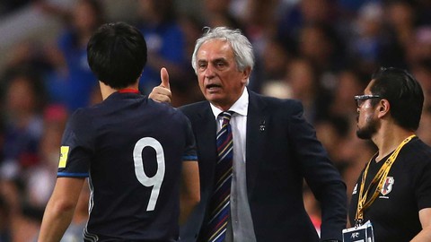 HLV Halilhodzic kiện LĐBĐ Nhật, đòi bồi thường… 200 đồng - Ảnh 1. HLV Halilhodzic kiện LĐBĐ Nhật, đòi bồi thường… 200 đồng - Ảnh 1.