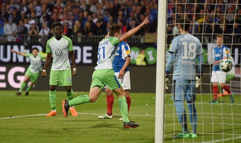 Đá bại Holstein Kiel, Wolfsburg đoạt vé dự Bundesliga 2018-2019 - Ảnh 1. Đá bại Holstein Kiel, Wolfsburg đoạt vé dự Bundesliga 2018-2019 - Ảnh 1.