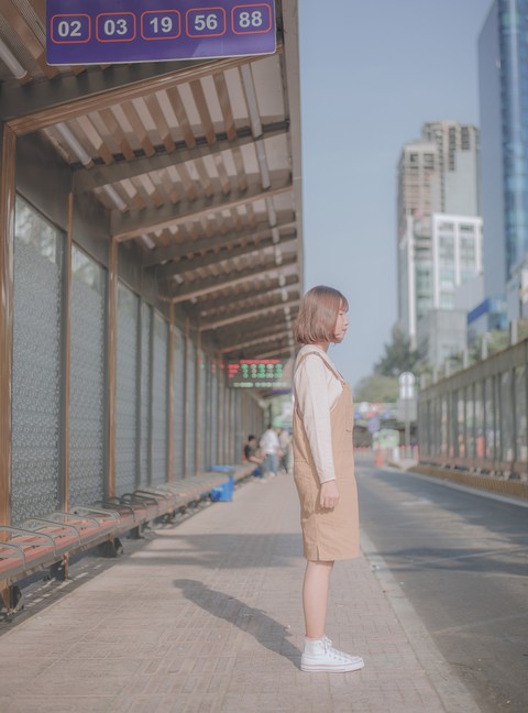 Trạm xe buýt Bến Thành: địa điểm ‘sống ảo’ đẹp như phim Hàn - Ảnh 7. Trạm xe buýt Bến Thành: địa điểm ‘sống ảo’ đẹp như phim Hàn - Ảnh 7.