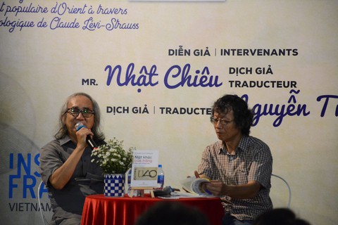 Sách hay Sao Bắc và thế giới như chỉ có hai người - Ảnh 1. Sách hay Sao Bắc và thế giới như chỉ có hai người - Ảnh 1.