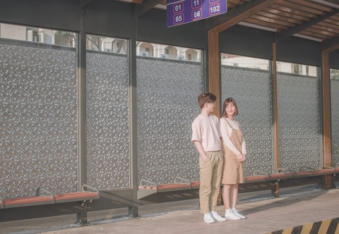 Trạm xe buýt Bến Thành: địa điểm ‘sống ảo’ đẹp như phim Hàn - Ảnh 9. Trạm xe buýt Bến Thành: địa điểm ‘sống ảo’ đẹp như phim Hàn - Ảnh 9.