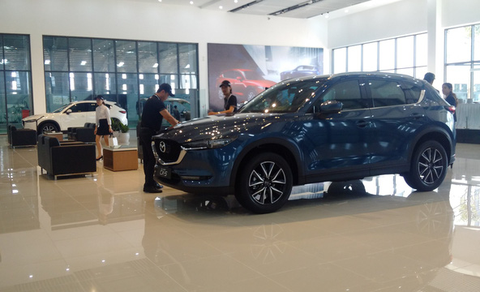 Giá xe ô tô tháng 5: Mazda - Mitsubishi - Nissan tăng, Chevrolet và Ford giảm - Ảnh 1. Giá xe ô tô tháng 5: Mazda - Mitsubishi - Nissan tăng, Chevrolet và Ford giảm - Ảnh 1.