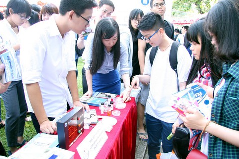 Muốn chế tạo mỹ phẩm, học ngành nào, trường nào? - Ảnh 1. Muốn chế tạo mỹ phẩm, học ngành nào, trường nào? - Ảnh 1.