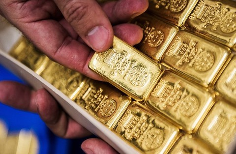 Nguyên nhân giá vàng giảm kỷ lục: Do USD trỗi dậy! - Ảnh 1. Nguyên nhân giá vàng giảm kỷ lục: Do USD trỗi dậy! - Ảnh 1.