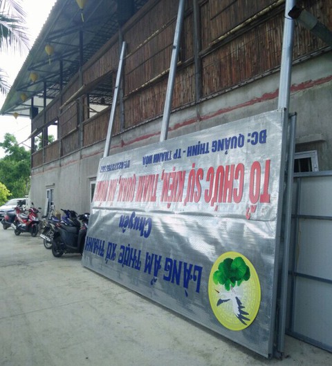 Em trai bí thư Thành ủy Thanh Hóa dỡ bảng hiệu Làng ẩm thực - Ảnh 1. Em trai bí thư Thành ủy Thanh Hóa dỡ bảng hiệu Làng ẩm thực - Ảnh 1.