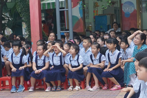 Trường THCS Vân Đồn, TP.HCM xét tuyển học sinh tiêu biểu - Ảnh 1. Trường THCS Vân Đồn, TP.HCM xét tuyển học sinh tiêu biểu - Ảnh 1.